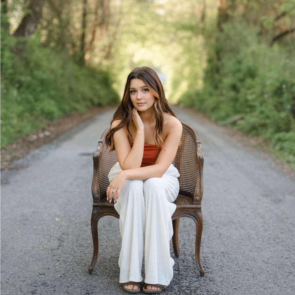 Meet your Posher, Madison
